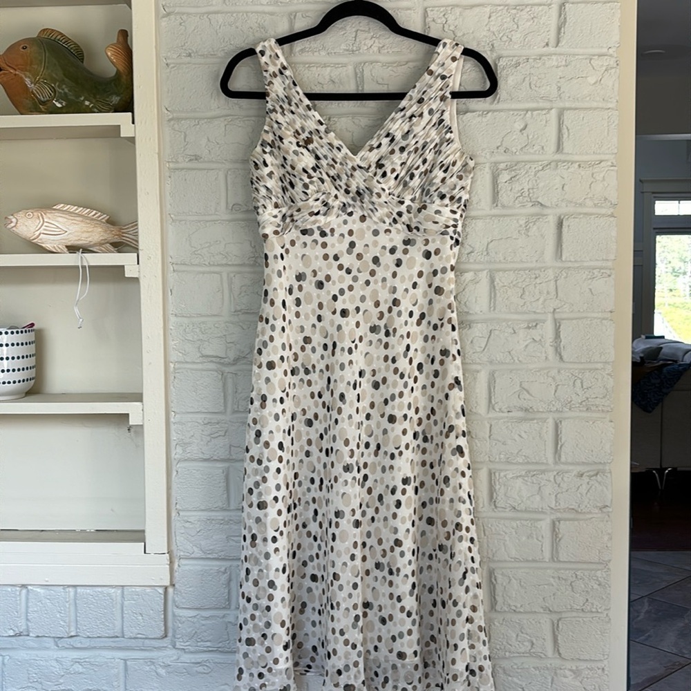 Adrianna Papell Neutral Midi Polka Dot Pleated Size 8